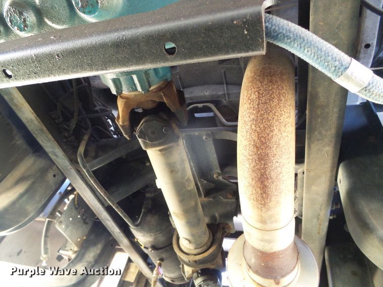 image for item DC5111 1995 GMC TopKick C6500 flatbed truck