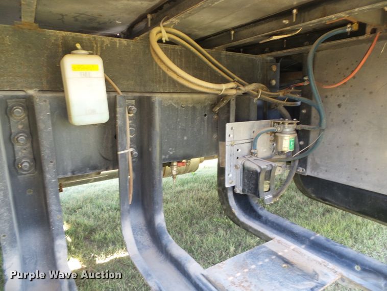 image for item DC5111 1995 GMC TopKick C6500 flatbed truck