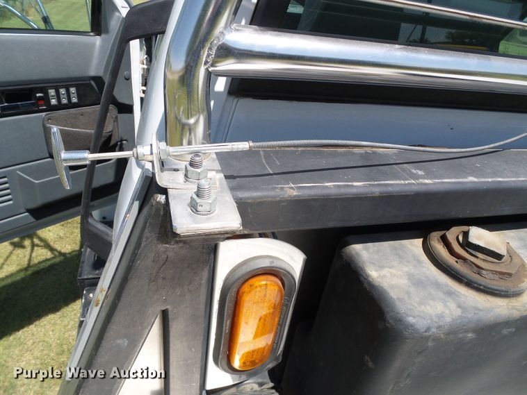 image for item DC5111 1995 GMC TopKick C6500 flatbed truck