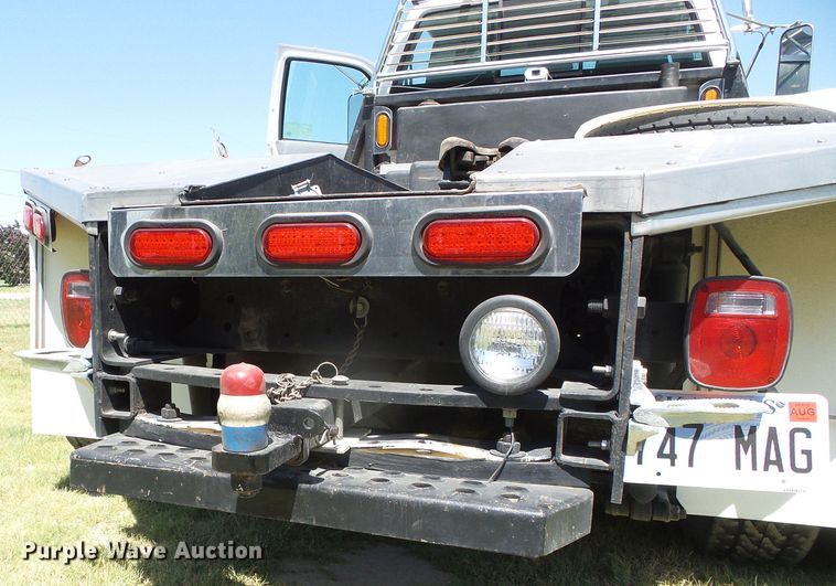 image for item DC5111 1995 GMC TopKick C6500 flatbed truck