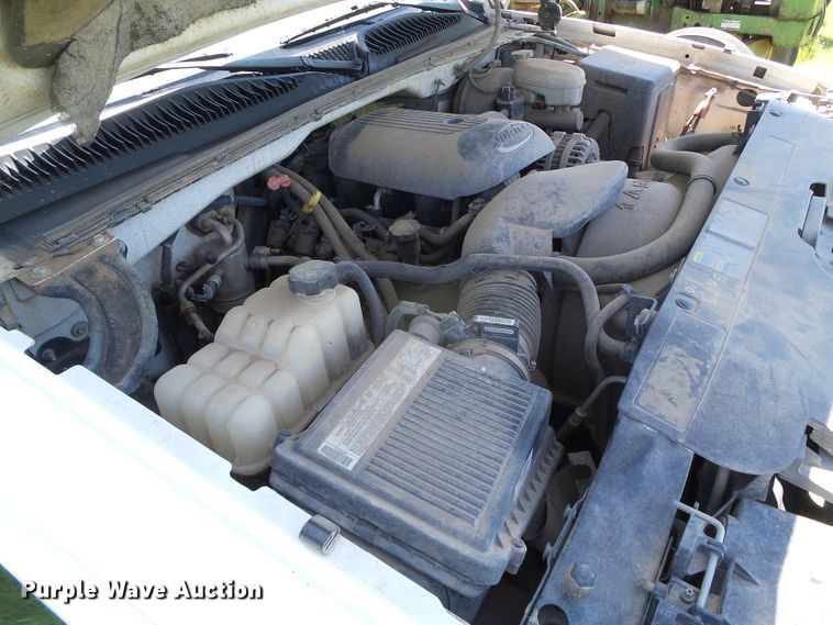 image for item DC5131 2004 Chevrolet Silverado 1500 Ext. Cab pickup truck