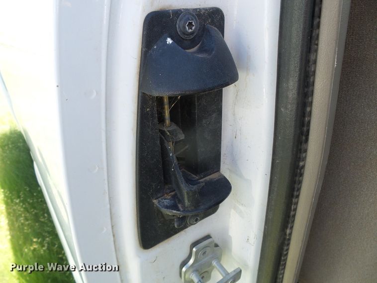 image for item DC5131 2004 Chevrolet Silverado 1500 Ext. Cab pickup truck