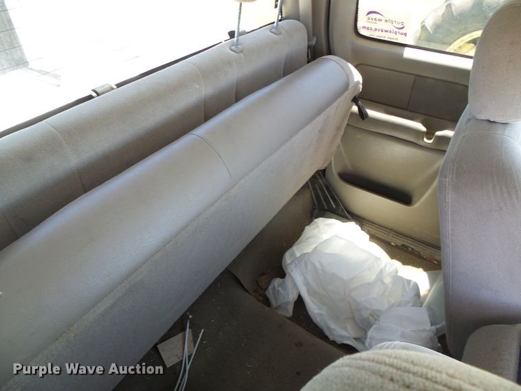 image for item DC5131 2004 Chevrolet Silverado 1500 Ext. Cab pickup truck