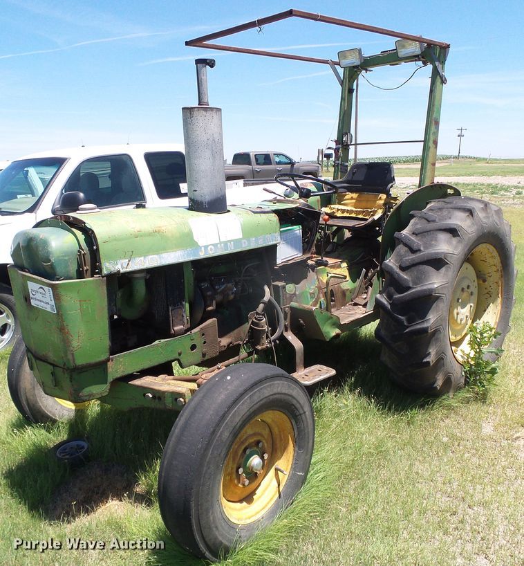 image for item DC5132 John Deere 2040 tractor