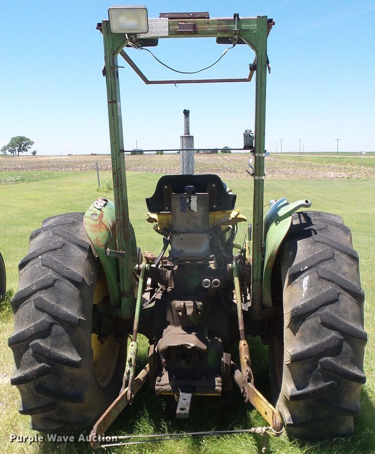 image for item DC5132 John Deere 2040 tractor