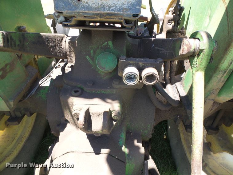 image for item DC5132 John Deere 2040 tractor