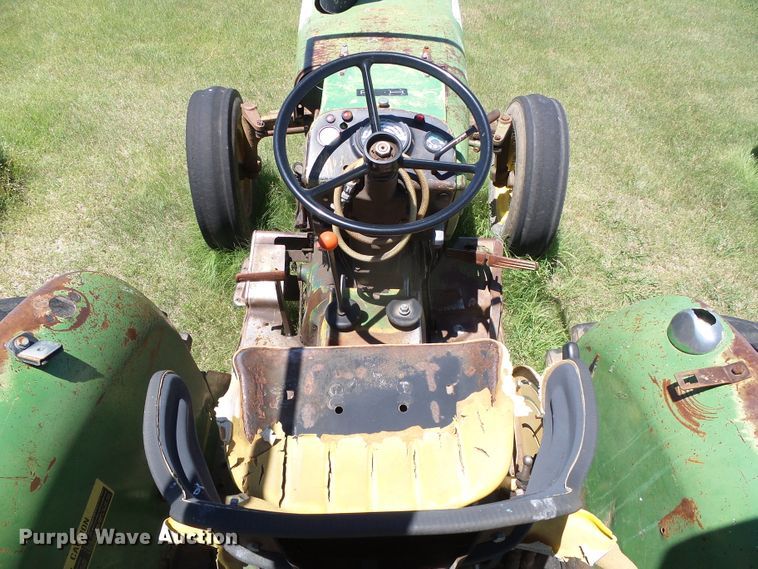 image for item DC5132 John Deere 2040 tractor