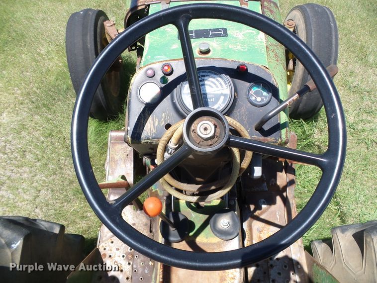 image for item DC5132 John Deere 2040 tractor