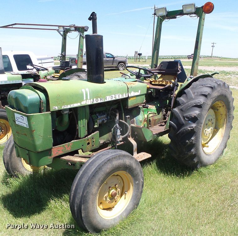 image for item DC5133 John Deere 2040 tractor