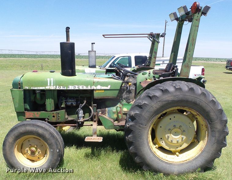 image for item DC5133 John Deere 2040 tractor