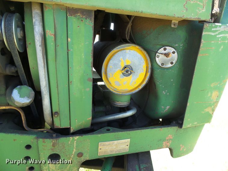 image for item DC5133 John Deere 2040 tractor