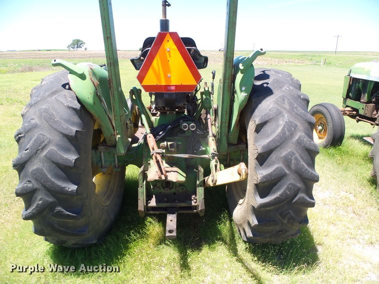 image for item DC5133 John Deere 2040 tractor