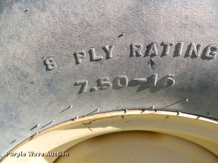 image for item DC5133 John Deere 2040 tractor