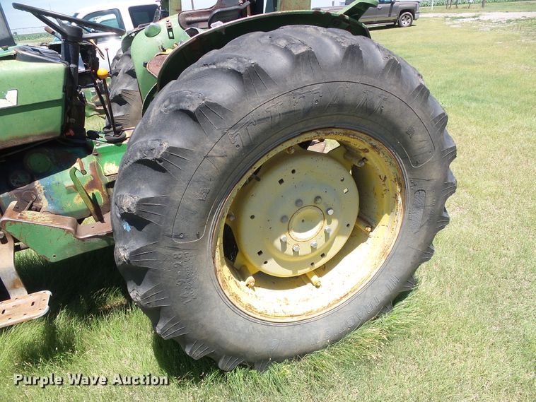 image for item DC5133 John Deere 2040 tractor