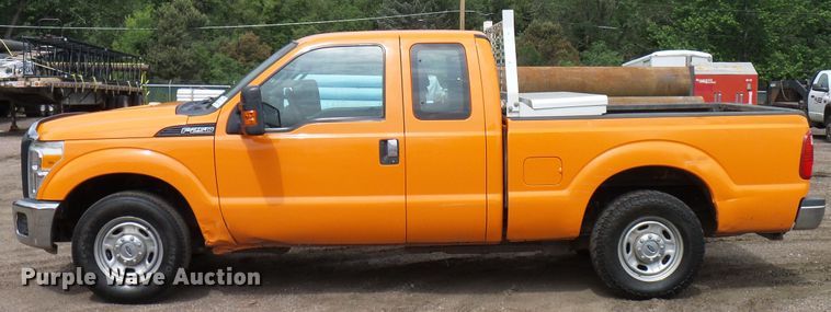 image for item DD6035 2012 Ford F250 Super Duty SuperCab pickup truck