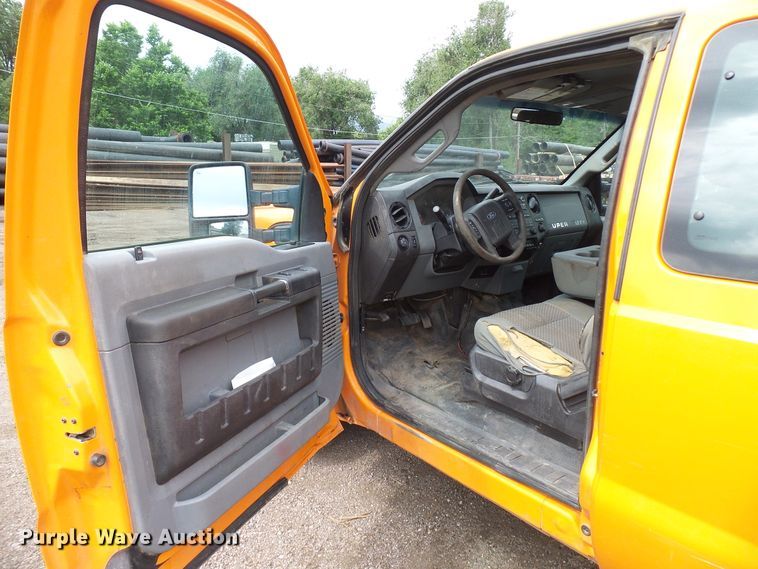 image for item DD6035 2012 Ford F250 Super Duty SuperCab pickup truck