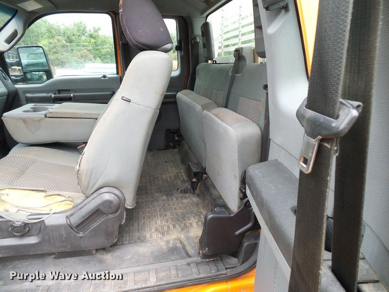 image for item DD6035 2012 Ford F250 Super Duty SuperCab pickup truck