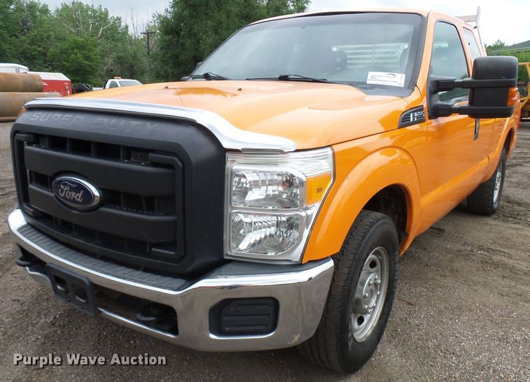 image for item DD6035 2012 Ford F250 Super Duty SuperCab pickup truck