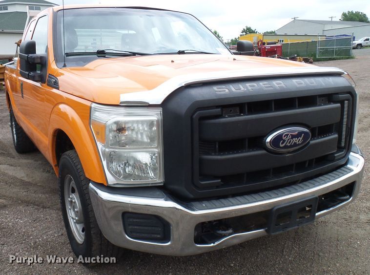 image for item DD6035 2012 Ford F250 Super Duty SuperCab pickup truck