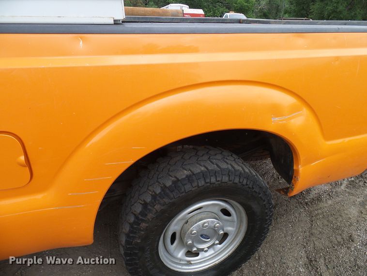 image for item DD6035 2012 Ford F250 Super Duty SuperCab pickup truck