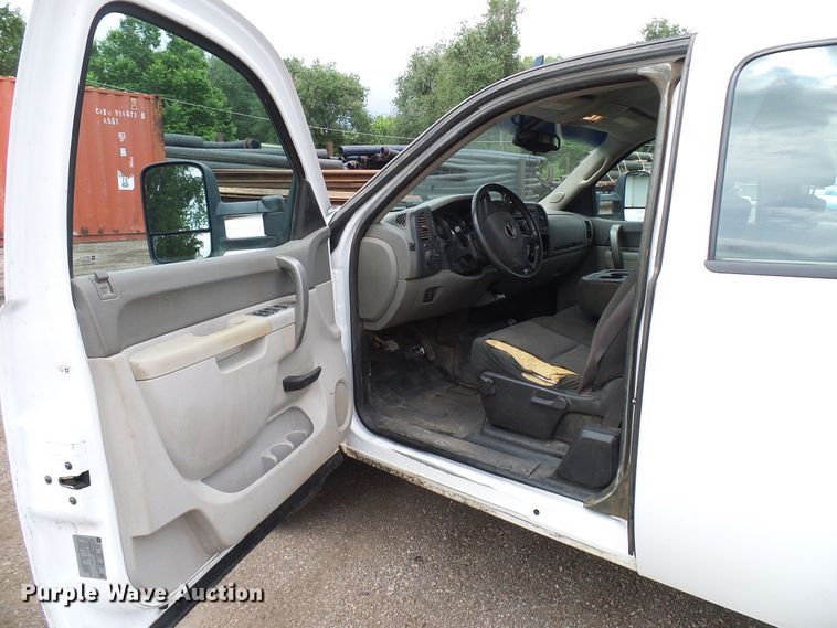 image for item DD6036 2012 GMC Sierra 2500HD Ext. Cab pickup truck