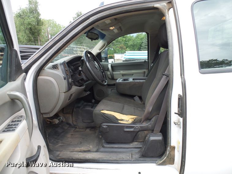 image for item DD6036 2012 GMC Sierra 2500HD Ext. Cab pickup truck