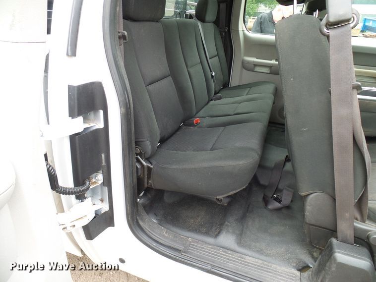 image for item DD6036 2012 GMC Sierra 2500HD Ext. Cab pickup truck