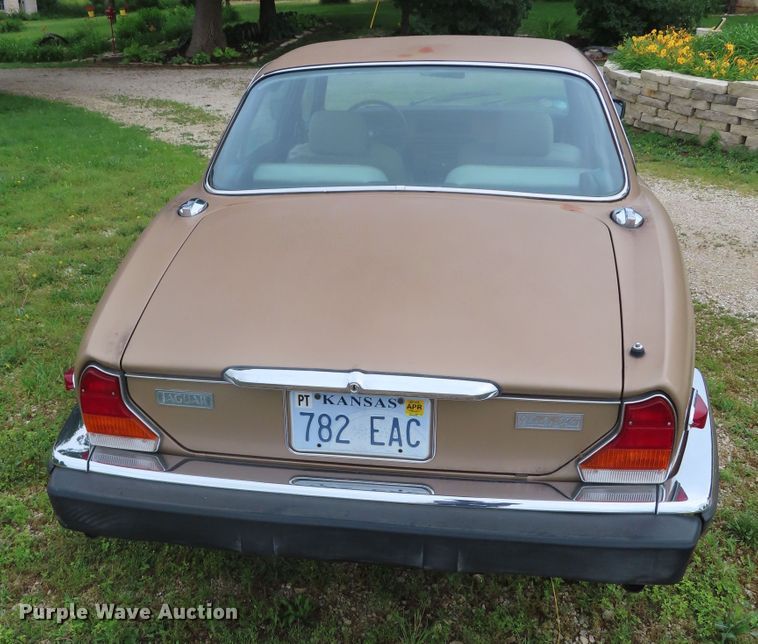 image for item DD6211 1984 Jaguar Vander Plas XJ6
