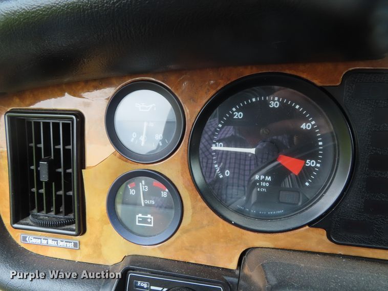 image for item DD6211 1984 Jaguar Vander Plas XJ6