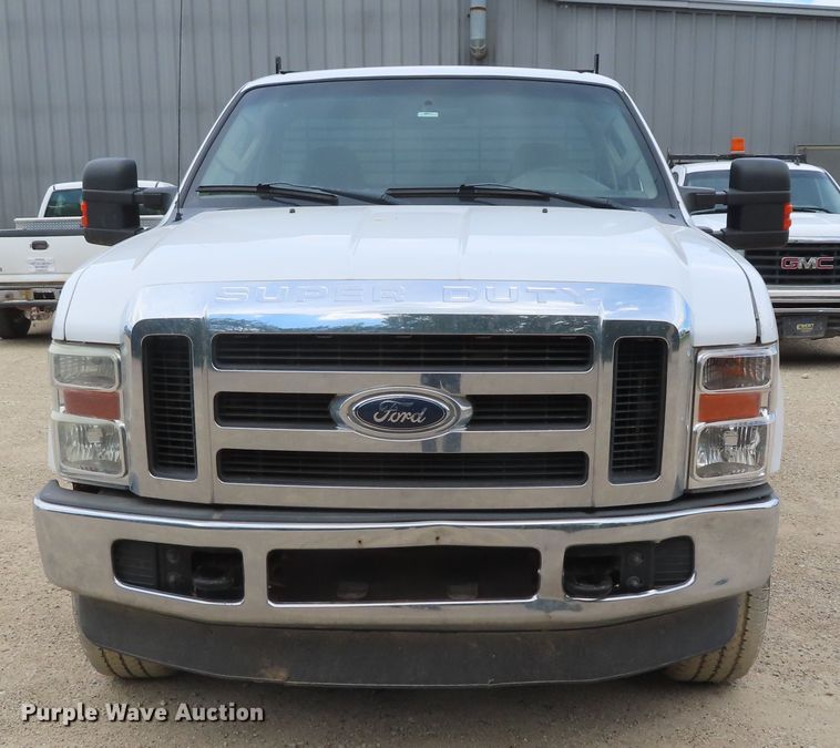 image for item DD6281 2010 Ford F250 Super Duty pickup truck
