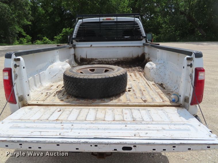 image for item DD6281 2010 Ford F250 Super Duty pickup truck