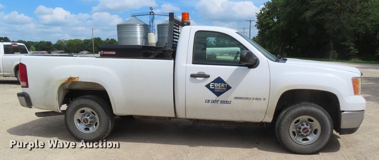 image for item DD6282 2007 GMC Sierra 2500HD pickup truck