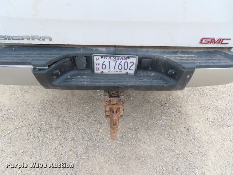 image for item DD6282 2007 GMC Sierra 2500HD pickup truck