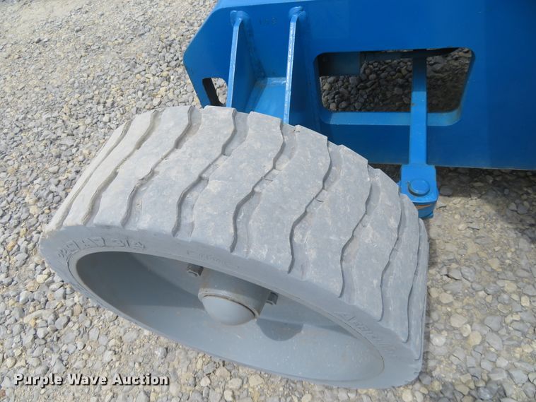 image for item DD7078 Genie Z-34/22N boom lift