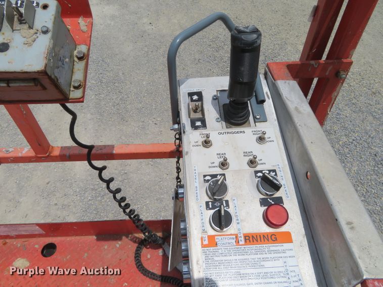 image for item DD7080 2000 Skyjack 9250 scissor lift