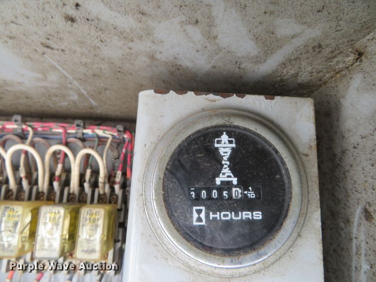 image for item DD7080 2000 Skyjack 9250 scissor lift