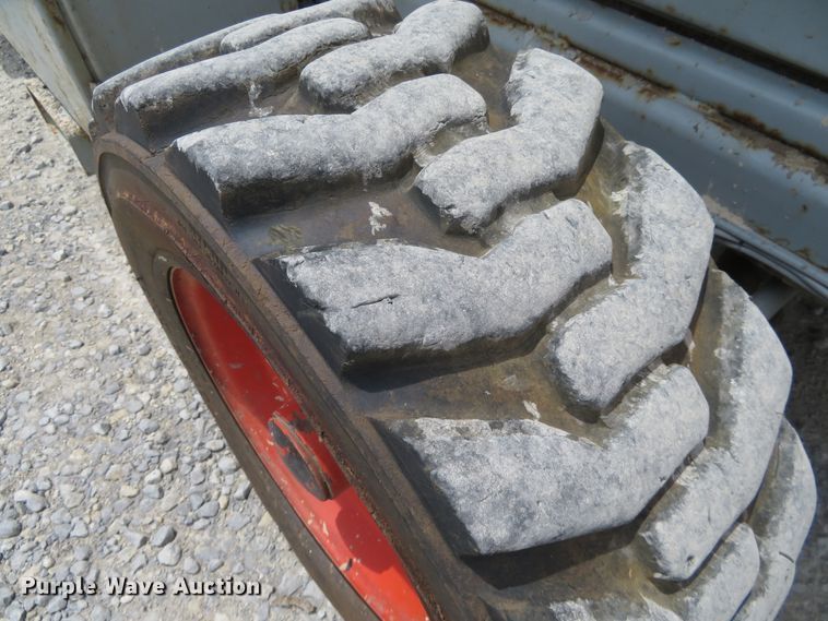 image for item DD7080 2000 Skyjack 9250 scissor lift