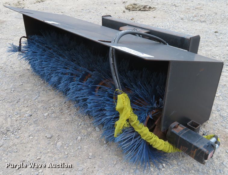 image for item DD7081 Skid steer broom