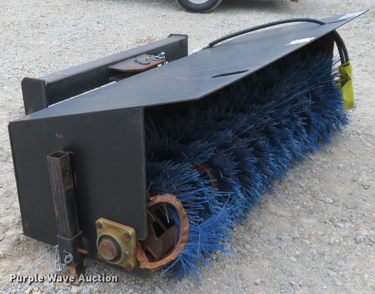 image for item DD7081 Skid steer broom
