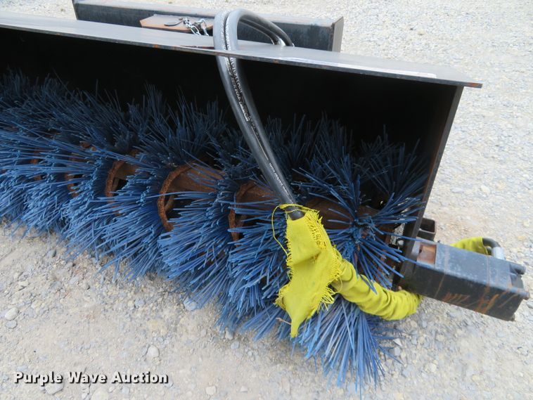 image for item DD7081 Skid steer broom