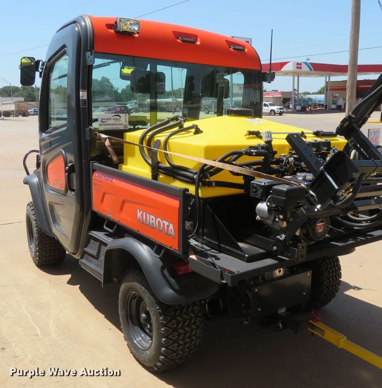 image for item DD7106 2016 Kubota RTV-1100C utility vehicle