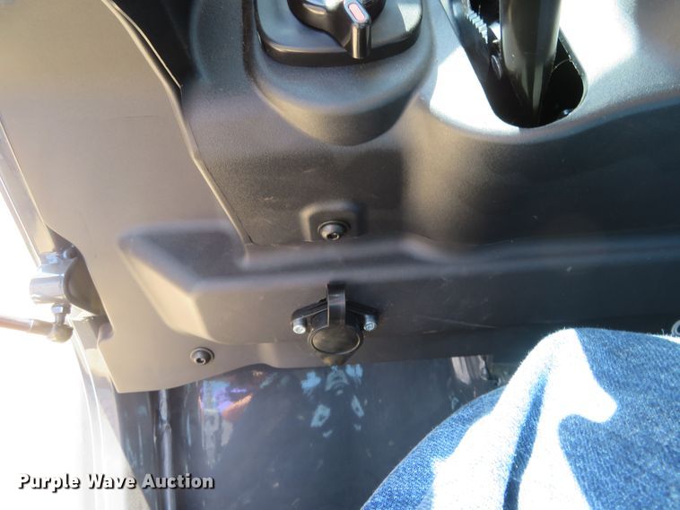 image for item DD7106 2016 Kubota RTV-1100C utility vehicle