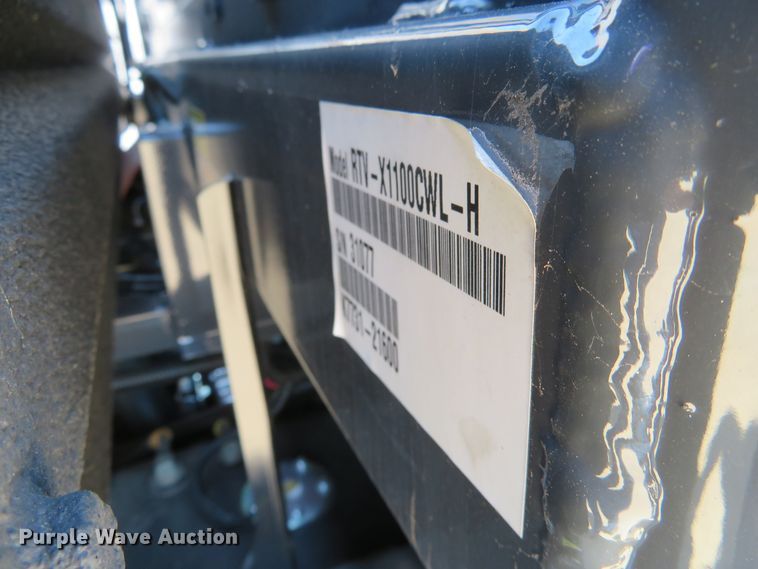 image for item DD7106 2016 Kubota RTV-1100C utility vehicle