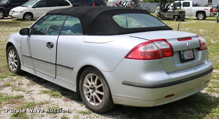 image for item DD8237 2004 Saab 9-3 convertible