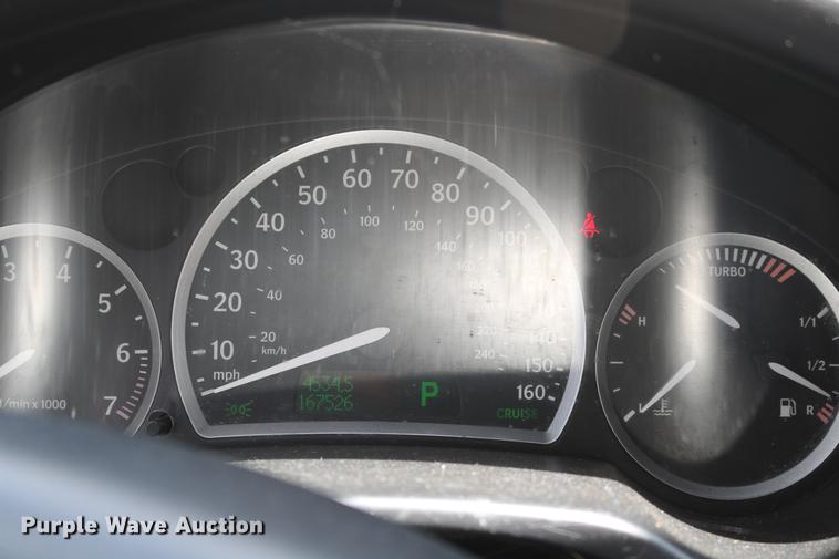 image for item DD8237 2004 Saab 9-3 convertible