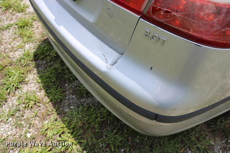 image for item DD8237 2004 Saab 9-3 convertible