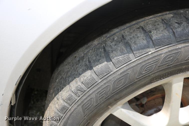 image for item DD8237 2004 Saab 9-3 convertible