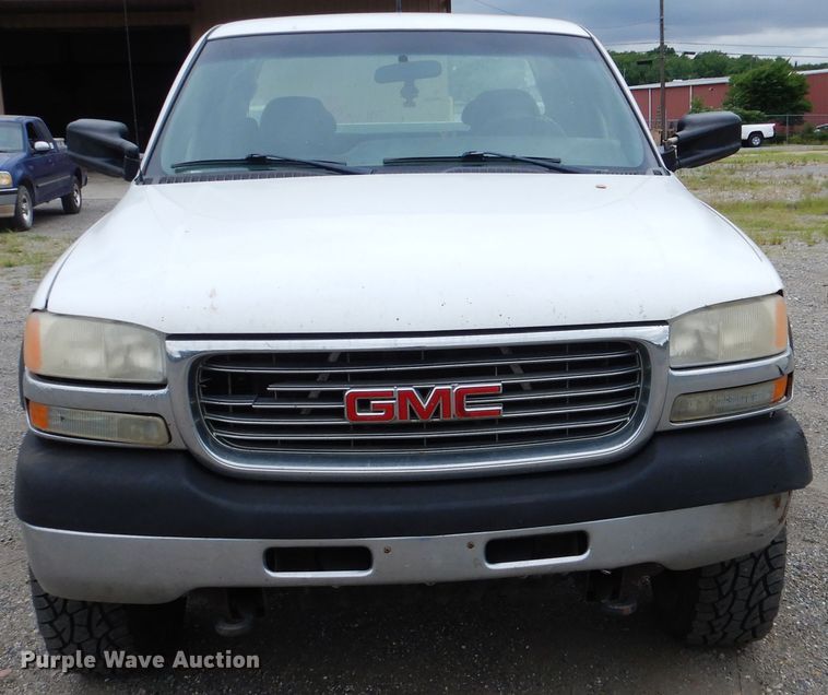 image for item DE3986 2001 GMC Sierra 2500HD Ext. Cab utility bed pickup truck