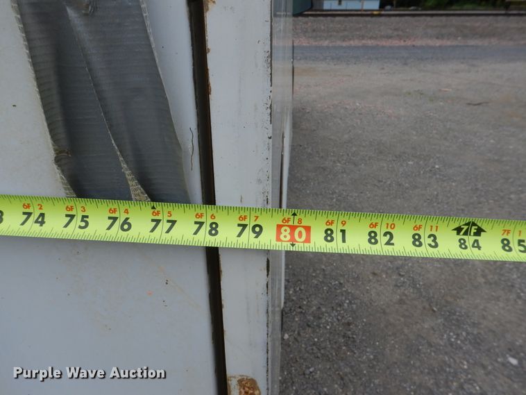 image for item DE3986 2001 GMC Sierra 2500HD Ext. Cab utility bed pickup truck