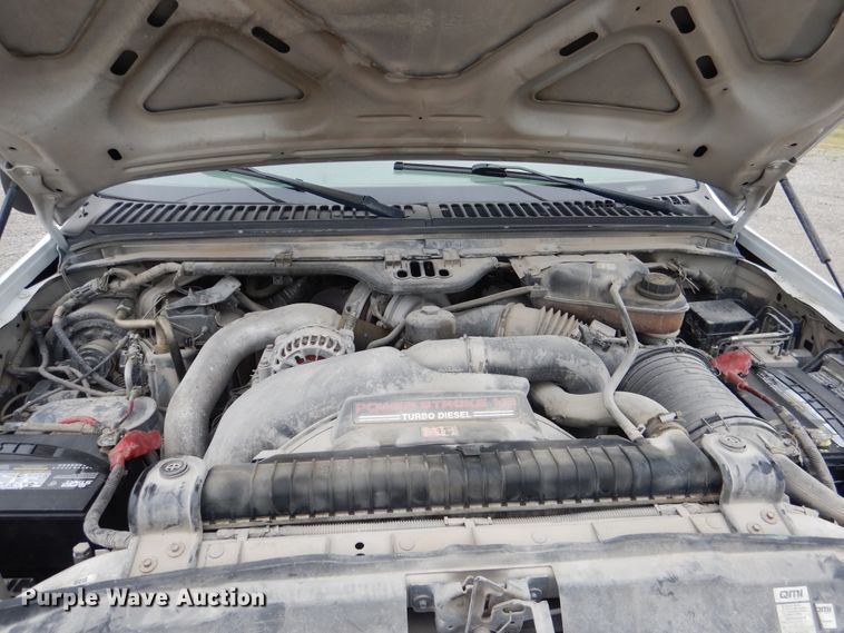 image for item DE3987 2005 Ford F250 Super Duty XL pickup truck